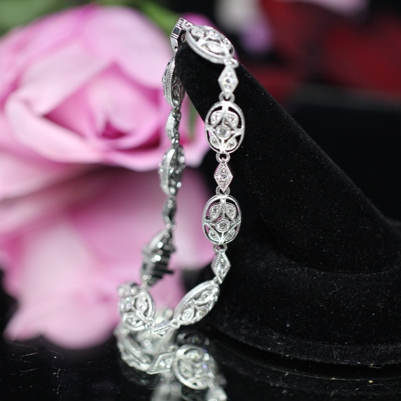 Tacori Diamonique Tulip Bracelet - Picture 4 of 9